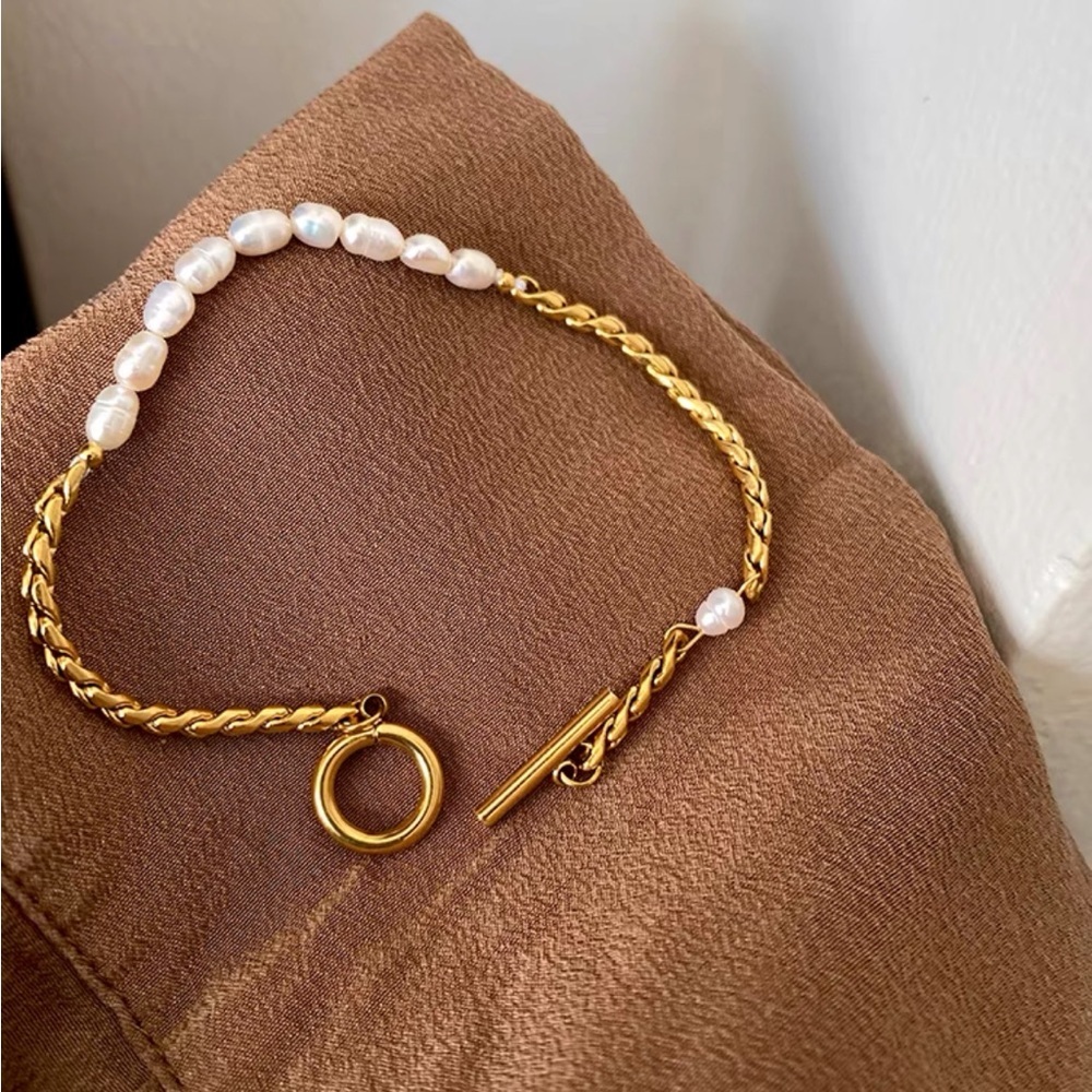 Freshwater Pearl Bracelet 18k Gold over 925 Sterling Silver Toggle Clasp 6.1"‎